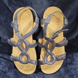 Vionic Women's Silver and Tan Sandals
